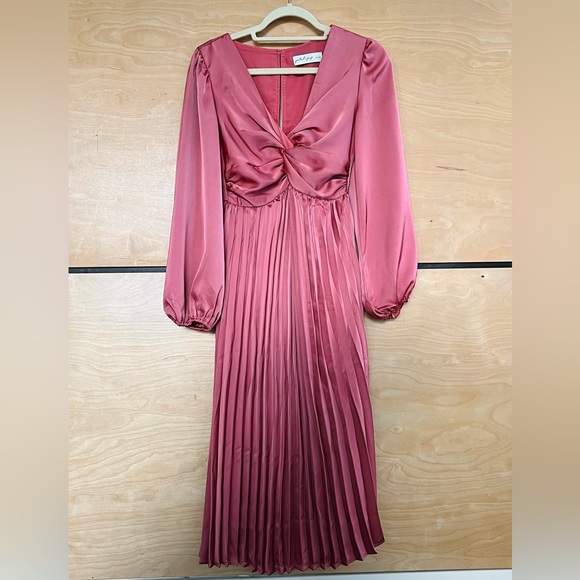 Petal & Pup Pink Pleated Midi Dress - Picture 2 of 4